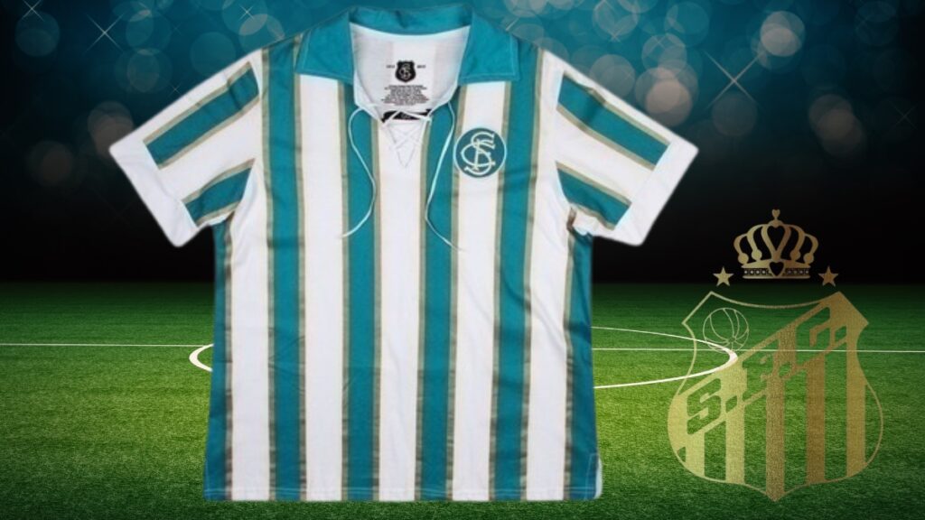 Uniforme original do Santos FC com listras azuis, brancas e detalhes dourados, usado em 1912